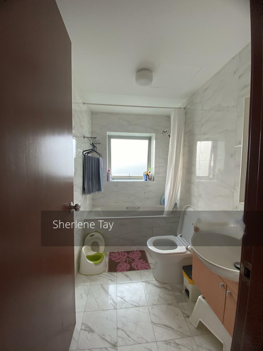 Whitewater (D18), Condominium #295035341